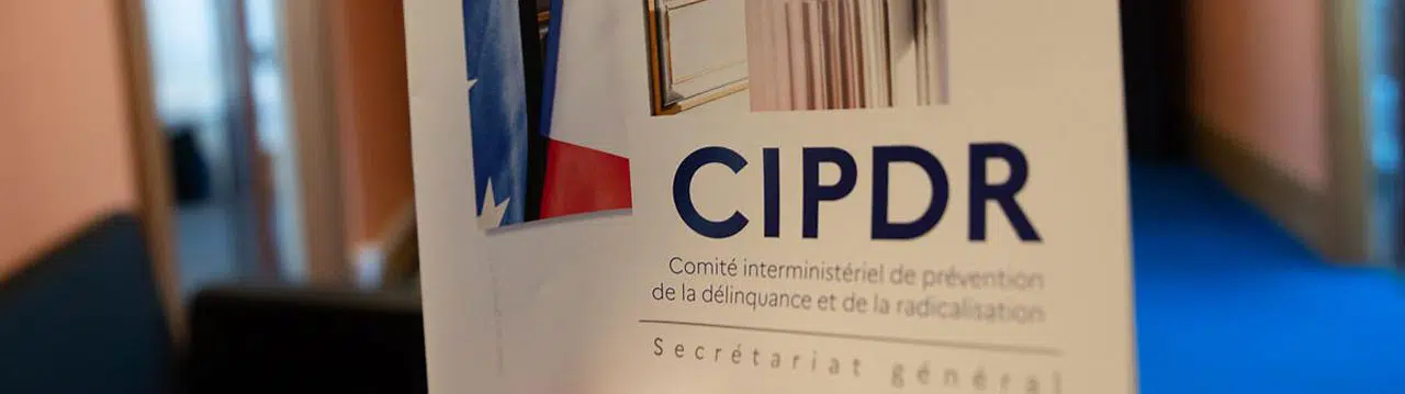 Étienne Apaire prend les rênes du Comité interministériel de prévention de la délinquance et de la radicalisation Étienne Apaire prend les rênes du Comité interministériel de prévention de la délinquance et de la radicalisation