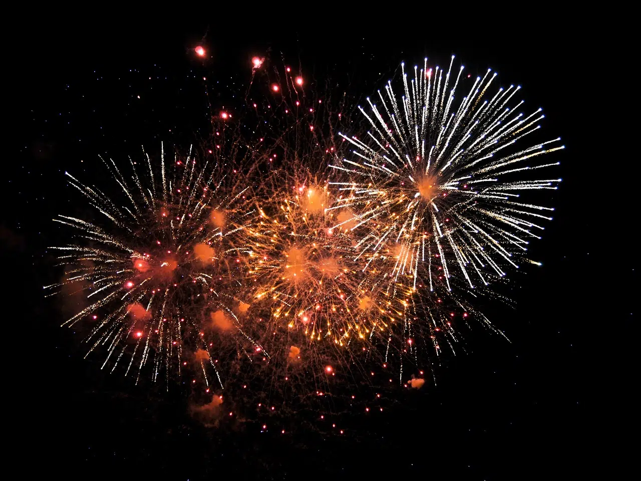 TRADITION PYROTECHNIQUE : MALTE, L'ESSENCE DES CÉLÉBRATIONS
