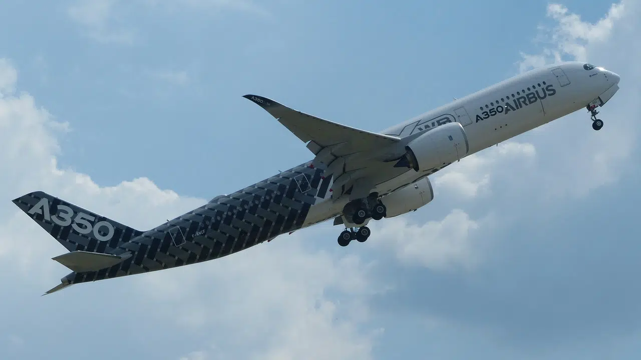 Air France et Airbus s'associent pour la maintenance des composants de l'A350 Air France et Airbus s'associent pour la maintenance des composants de l'A350