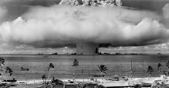 C'est arrivé un 24 septembre : Le Traité d'Interdiction Complète des Essais Nucléaires est signé en 1996