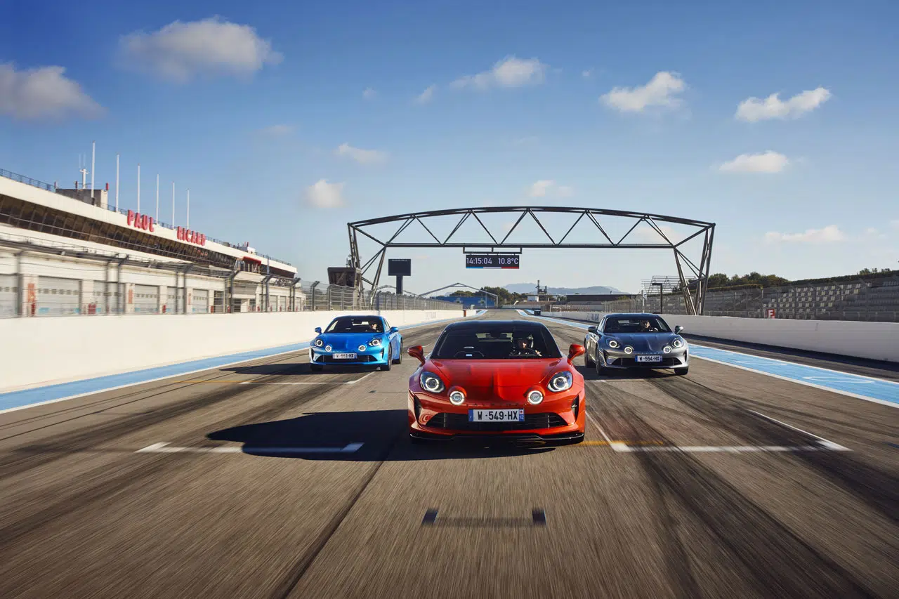 Alpine se fraie un chemin au Maroc avec une expansion éblouissante Alpine se fraie un chemin au Maroc avec une expansion éblouissante