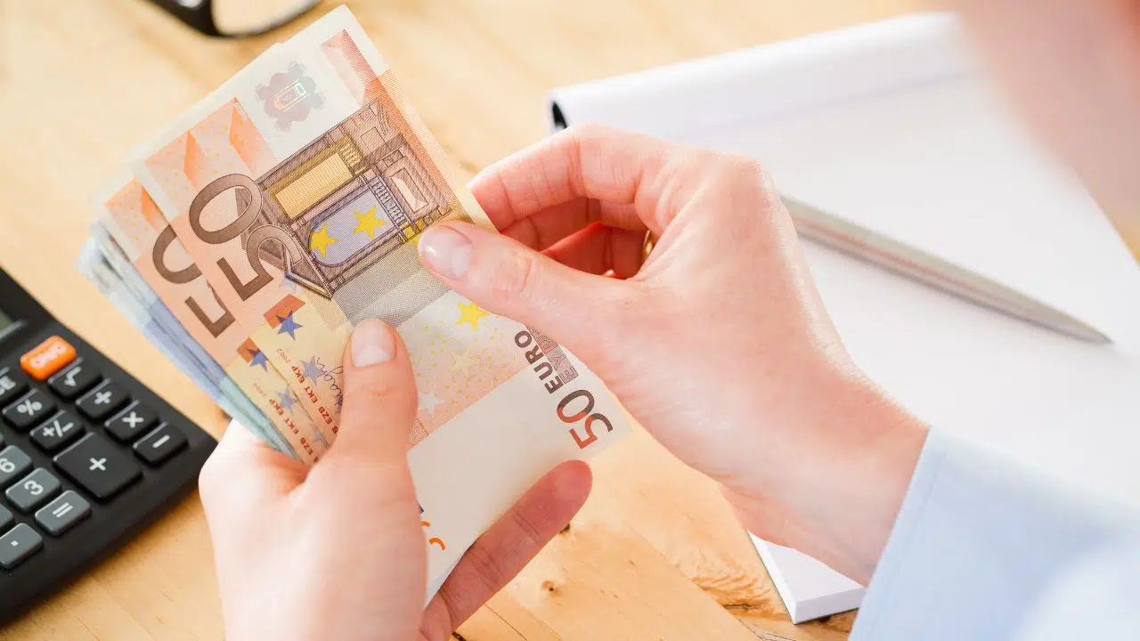 Bpifrance diversifie ses obligations avec une première émission sociale de 1,25 Milliard d'Euros Bpifrance diversifie ses obligations avec une première émission sociale de 1,25 Milliard d'Euros