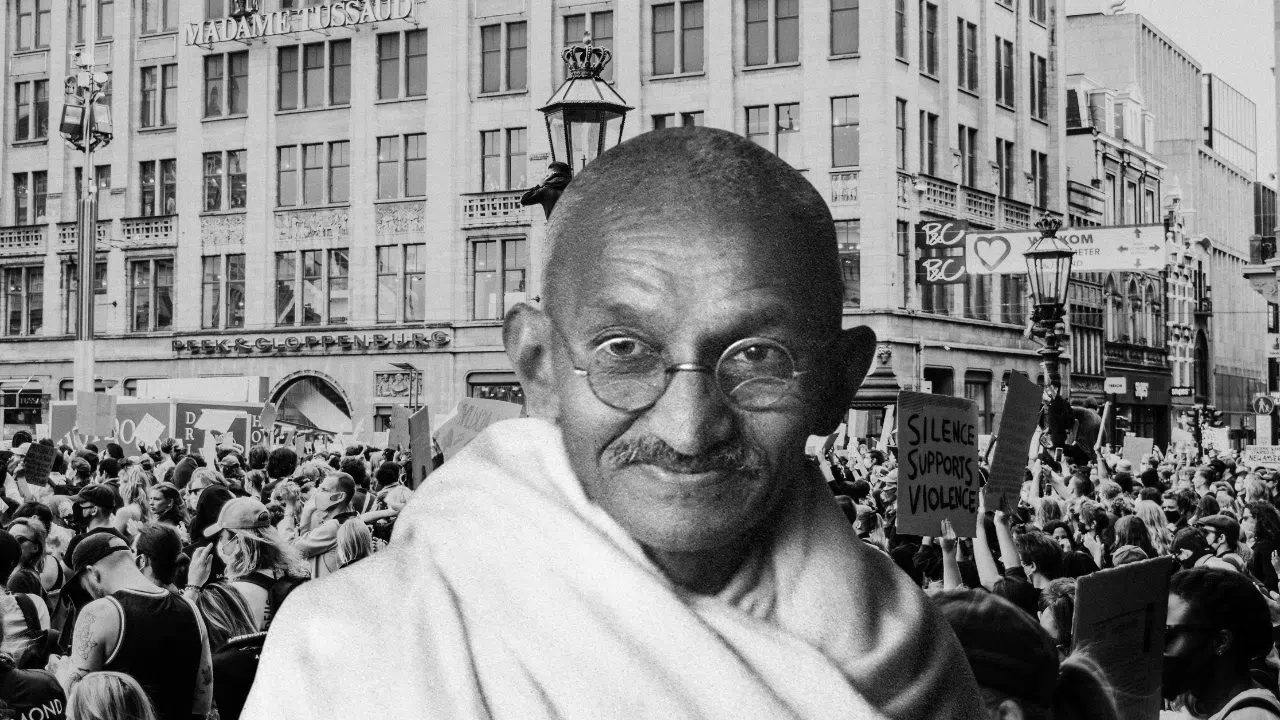 C'est arrivé un 6 novembre : Mahatma Gandhi arrêté après une manifestation pacifique en 1913 C'est arrivé un 6 novembre : Mahatma Gandhi arrêté après une manifestation pacifique en 1913