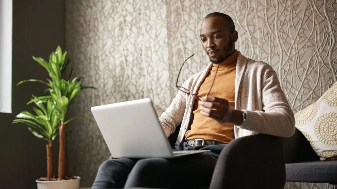 Journée internationale de l'écrivain Africain : le 7 novembre 2023 Journée internationale de l'écrivain Africain : le 7 novembre 2023