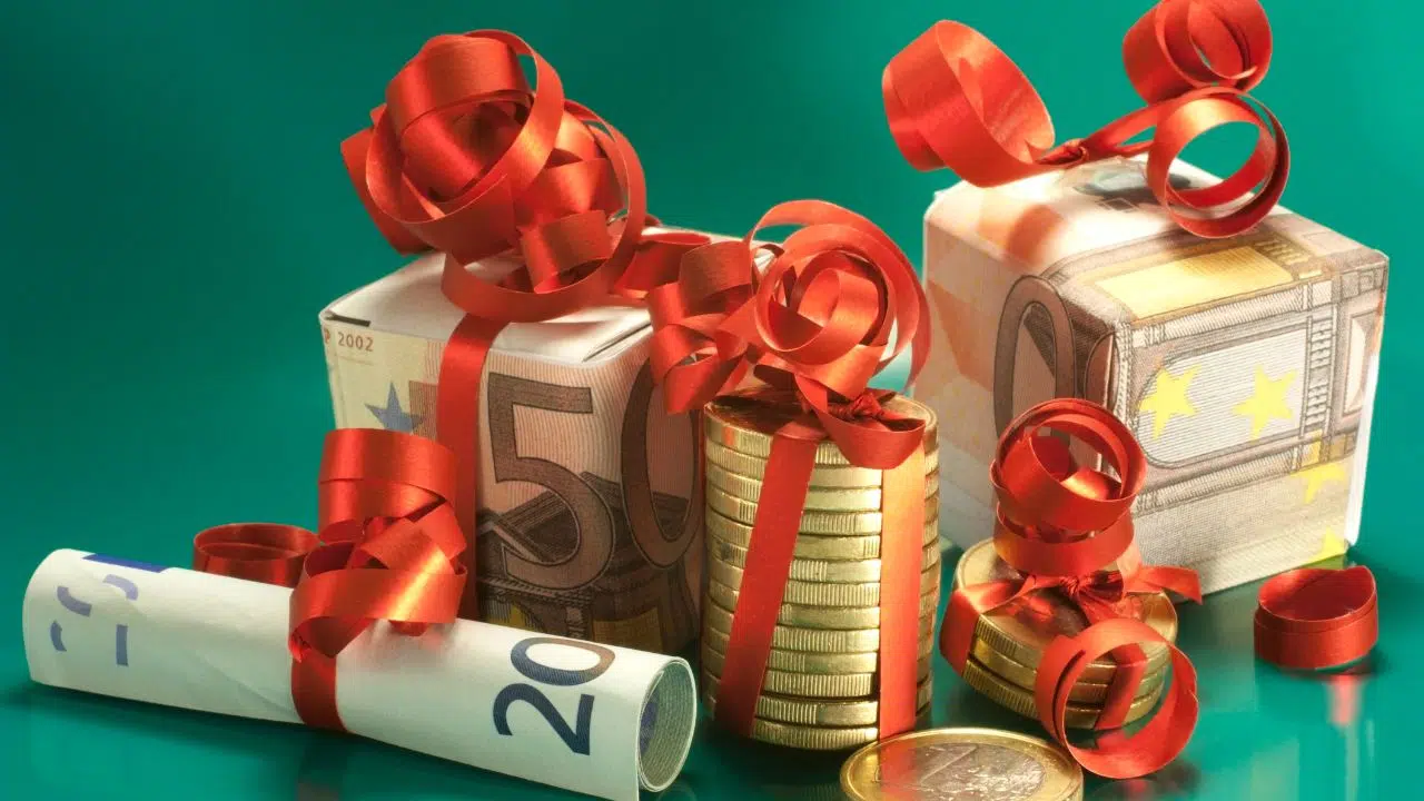 Prime de Noël 2023 : obtention, montant et date de versement Prime de Noël 2023 : obtention, montant et date de versement