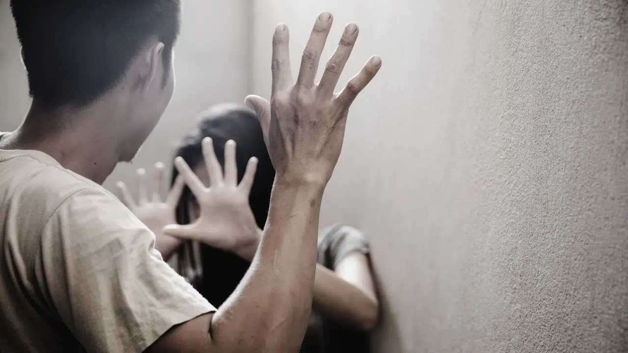 Lancement d'une aide cruciale de 600 € pour les victimes de violences conjugales Lancement d'une aide cruciale de 600 € pour les victimes de violences conjugales