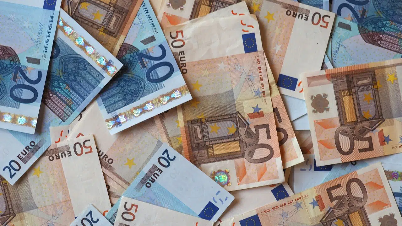 Contrefaçon de billets en Euros Un phénomène sous contrôle en 2023 Contrefaçon de billets en Euros Un phénomène sous contrôle en 2023