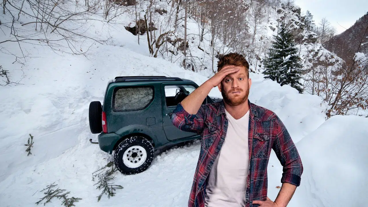 Retour de la neige : Des automobilistes coincés pendant 3 heures dans les Pyrénées Retour de la neige : Des automobilistes coincés pendant 3 heures dans les Pyrénées