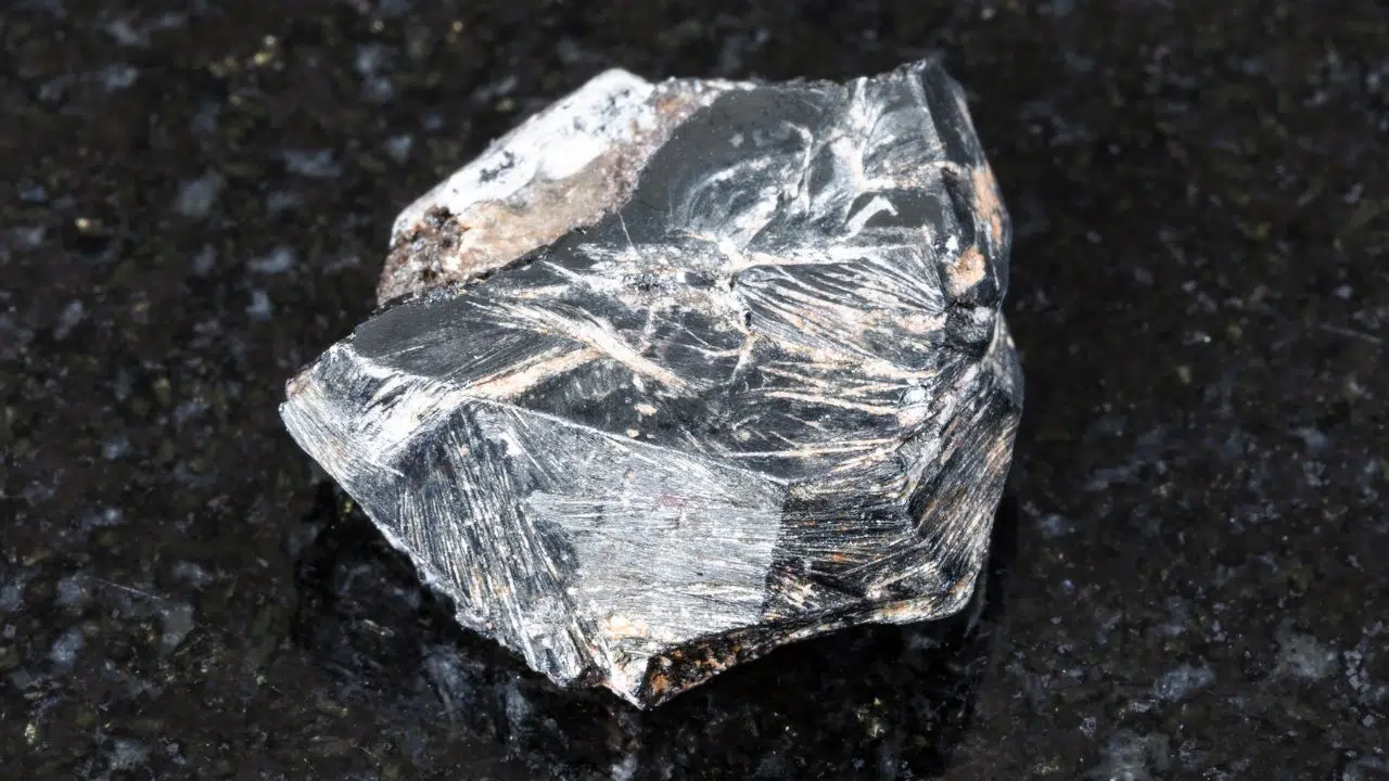 27 millions de dollars par gramme, ce métal est il vraiment le plus cher