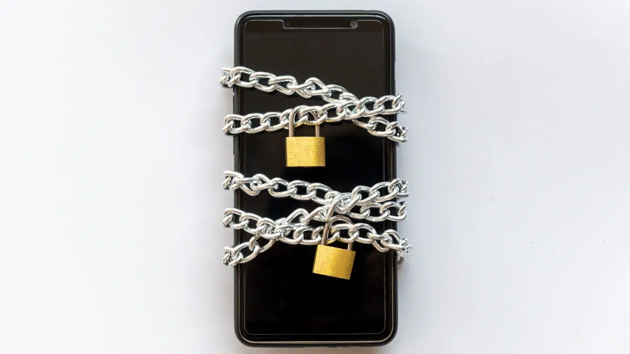 Le 33700 comment ce numéro change la donne dans la guerre contre les spams