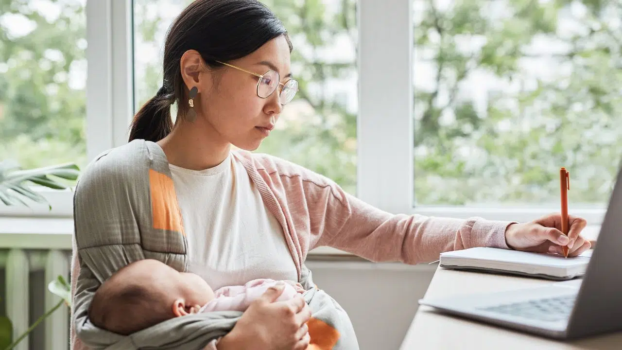 Retour de congé maternité le parcours du combattant pour les femmes cadres Retour de congé maternité le parcours du combattant pour les femmes cadres