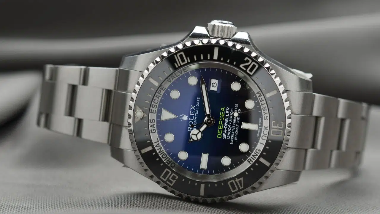 Rolex et l'invention de la montre étanche Démystification d'un mythe Rolex et l'invention de la montre étanche Démystification d'un mythe