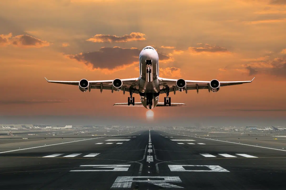 Révolution dans l'industrie aéronautique avec le premier carburant pour avion à base d'Éthanol Révolution dans l'industrie aéronautique avec le premier carburant pour avion à base d'Éthanol