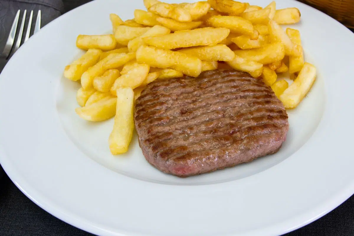 Révolution gastronomique : ce steak ne vient pas d'une vache et pourtant c'est de la viande Révolution gastronomique : ce steak ne vient pas d'une vache et pourtant c'est de la viande