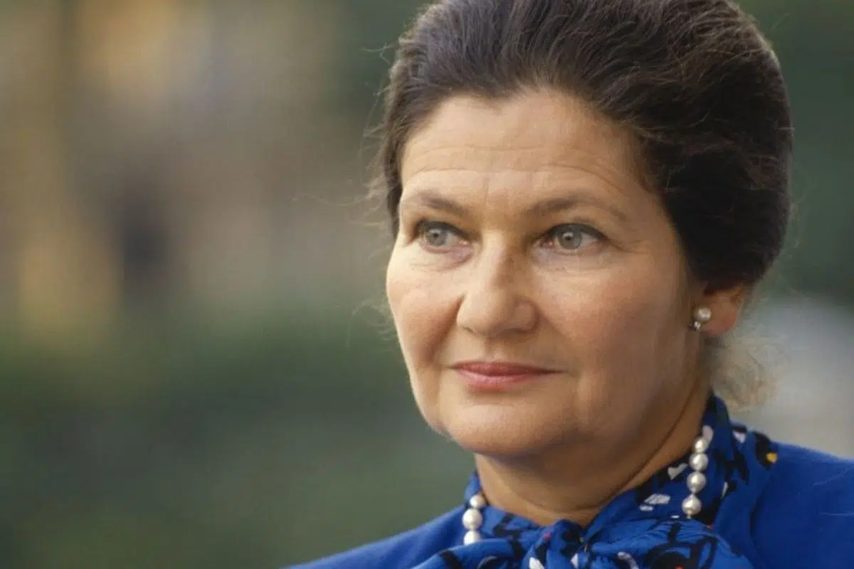 Simone Veil : Une légende à la maison comme au parlement