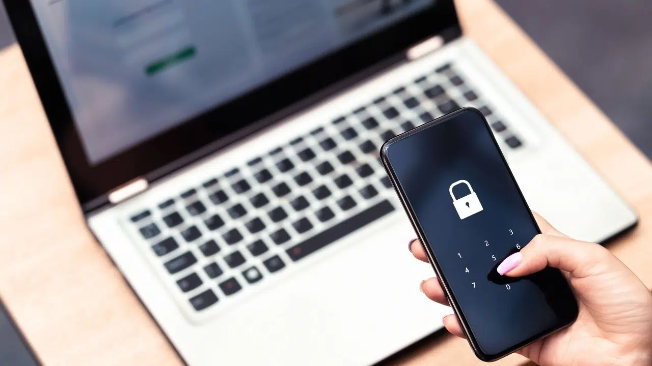 Les utilisateurs d'Apple en panique Une faille de sécurité qui menace vos données privées Les utilisateurs d'Apple en panique Une faille de sécurité qui menace vos données privées