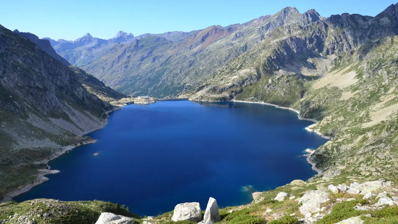 Quelle est la différence entre un lac et un étang