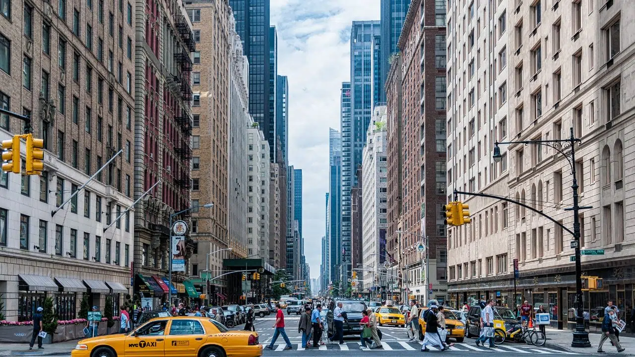 Chaleur extrême Comment les canicules font fondre le réseau électrique de New York Chaleur extrême Comment les canicules font fondre le réseau électrique de New York