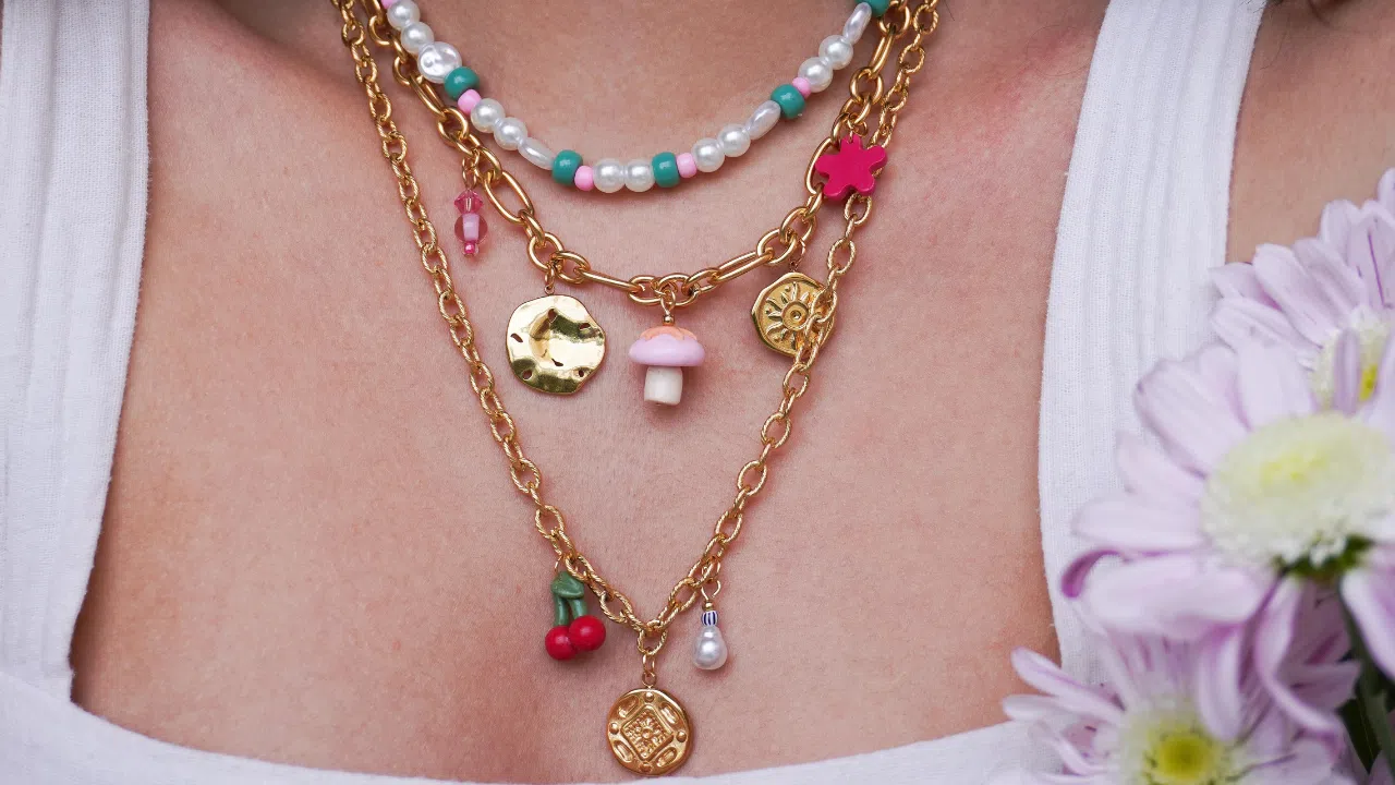 Quelle matière de bijoux résiste à l'eau ? Quelle matière de bijoux résiste à l'eau ?