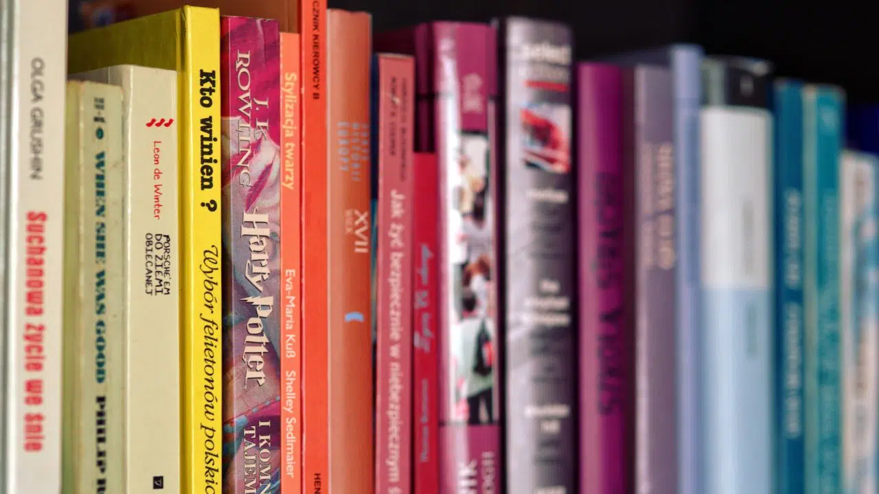 Que faire de mes vieux livres Vendre, donner, recycler… Que faire de mes vieux livres Vendre, donner, recycler…