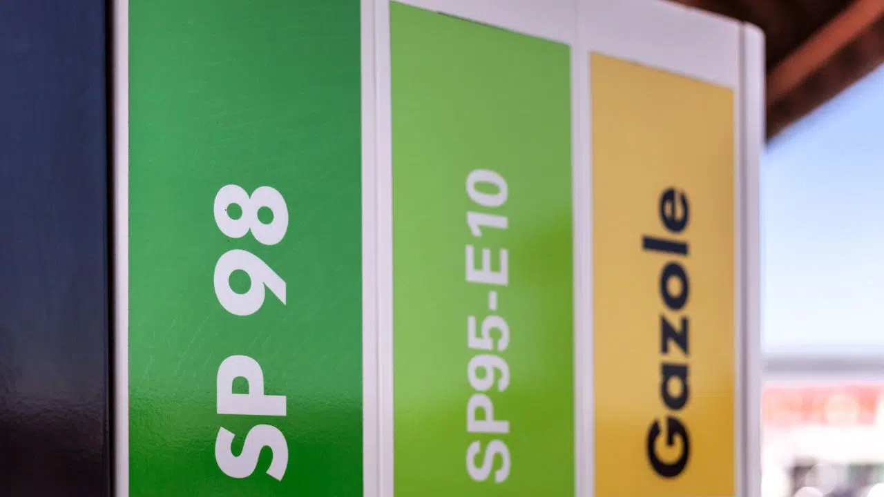 Que risque votre voiture à mélanger du sans-plomb 95 et du sans-plomb 98 Que risque votre voiture à mélanger du sans-plomb 95 et du sans-plomb 98