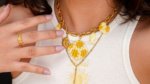 Quels sont les meilleurs matériaux de bijoux pour les peaux sensibles ?