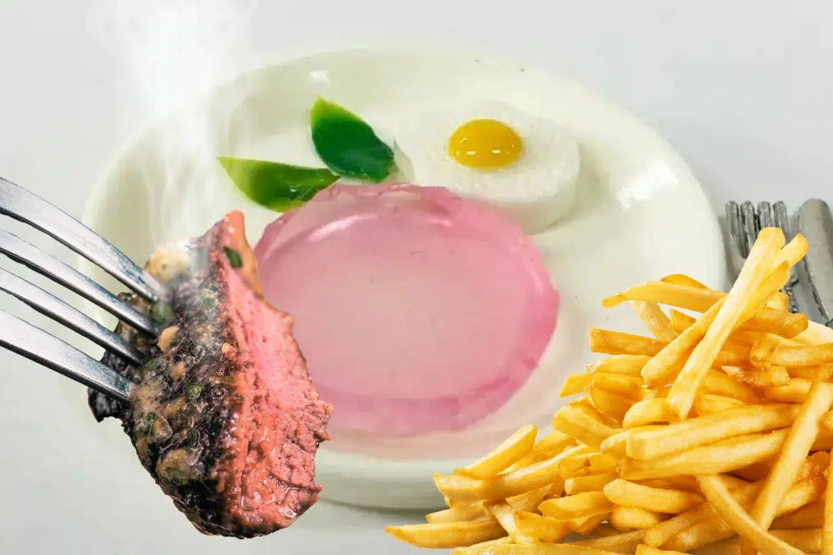 Ce disque rose a l'air peu ragoûtant a pourtant l'exact goût d'un steak haché et devrait se trouver très prochainement dans vos assiettes Ce disque rose a l'air peu ragoûtant a pourtant l'exact goût d'un steak haché et devrait se trouver très prochainement dans vos assiettes