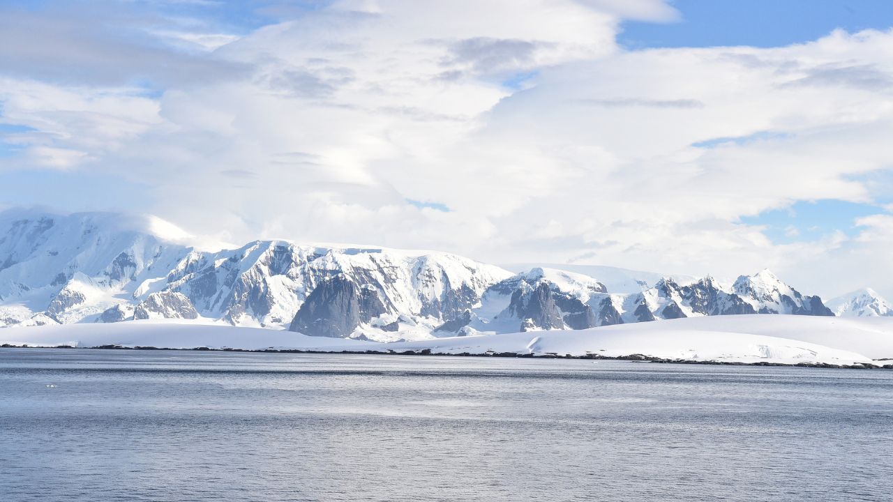 L'antarctique est bien une île L'antarctique est bien une île