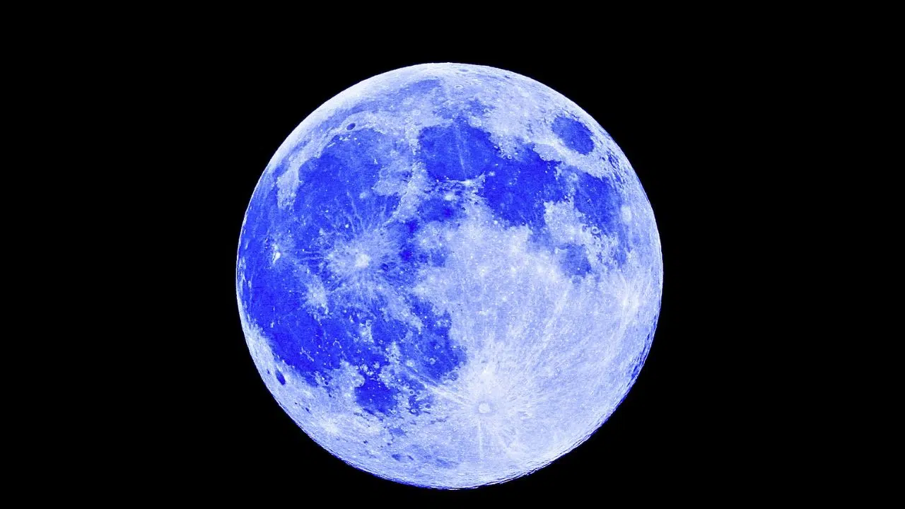 Super Lune et Lune Bleue en même temps le 19 Août Phénomène rarissime et unique de l'année