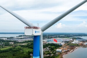 La Chine éblouit l'occident avec un nouveau record de 292 mètres pour une zone balayée équivalente à 9 terrains de football pour la plus grande éolienne mondiale