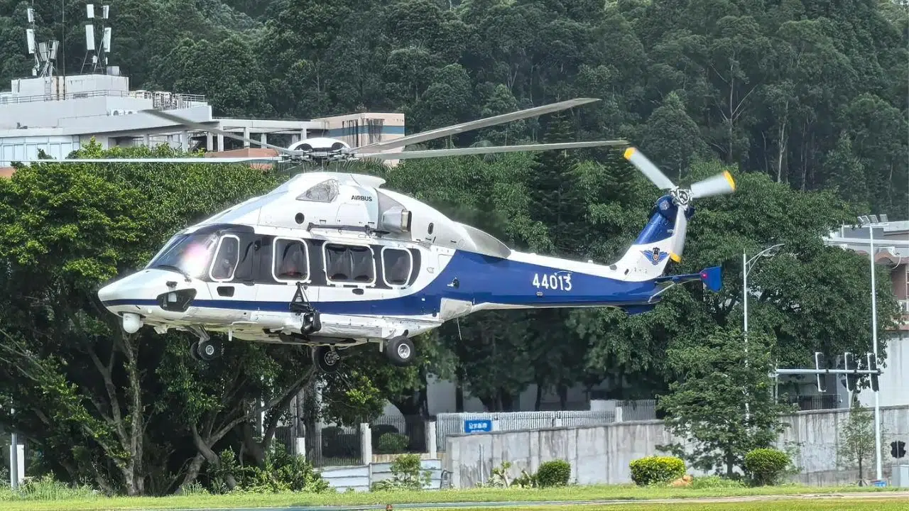 Airbus Helicopters livre un H175 au Bureau de la Sécurité Publique de Guangzhou (CHINE) Airbus Helicopters livre un H175 au Bureau de la Sécurité Publique de Guangzhou (CHINE)
