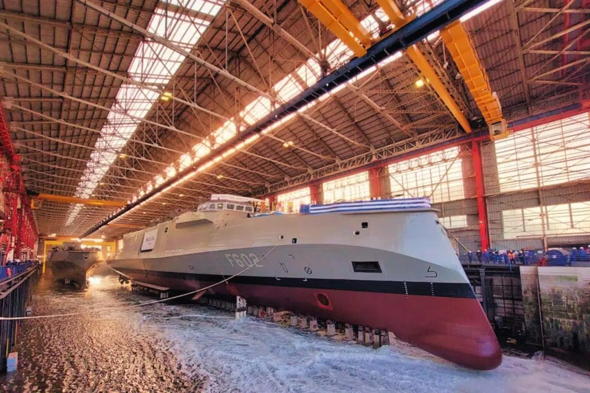 Ce géant français de l'armement livre ce bijou technologique à la marine grecque et par la même occasion renforce les liens stratégiques entre la France et la Grèce Ce géant français de l'armement livre ce bijou technologique à la marine grecque et par la même occasion renforce les liens stratégiques entre la France et la Grèce