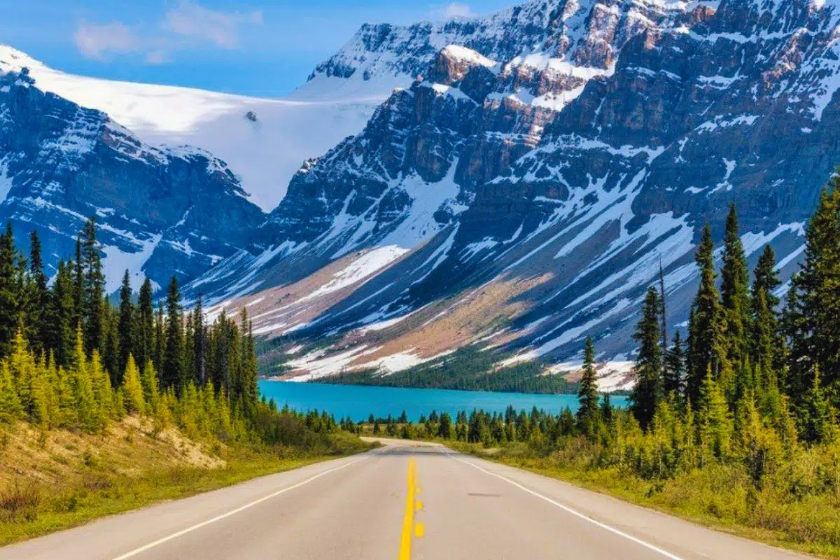 Le champion français de la construction décroche un contrat de prestige sur la plus mythique des routes canadiennes Le champion français de la construction décroche un contrat de prestige sur la plus mythique des routes canadiennes