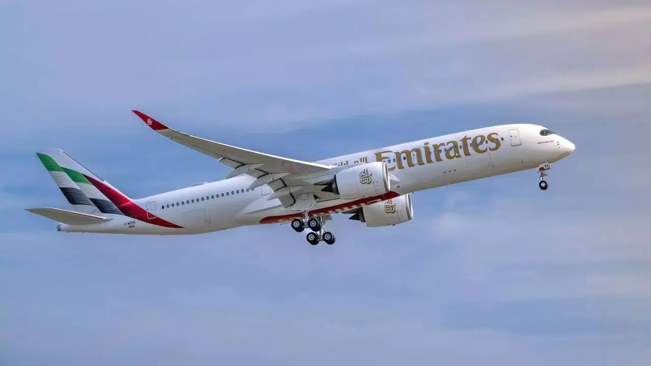 Airbus Emirates réceptionne son premier A350-900 Airbus Emirates réceptionne son premier A350-900