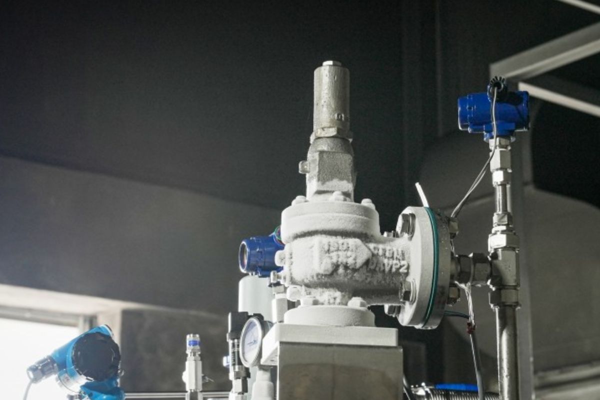 KERI a mis au point un appareil révolutionnaire capable de produire de l'hydrogène liquide tout en évaluant la performance des soupapes de sécurité.