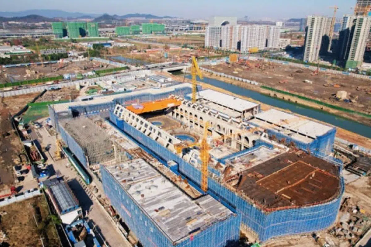 Dans cette machine un homme de 100 kilos pèserait 1 900 tonnes ! Record mondial absolu pour la Chine qui compte s'en servir pour la recherche Dans cette machine un homme de 100 kilos pèserait 1 900 tonnes ! Record mondial absolu pour la Chine qui compte s'en servir pour la recherche