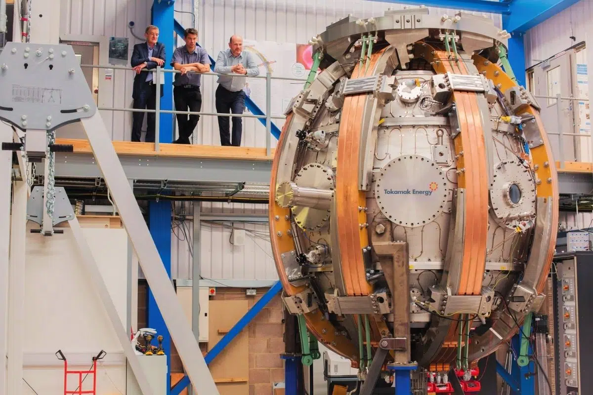 Le Royaume-Uni prépare sa propre voie dans la fusion nucléaire avec un tokomak qui a une particularité unique au monde en adoptant une forme d'oeuf Le Royaume-Uni prépare sa propre voie dans la fusion nucléaire avec un tokomak qui a une particularité unique au monde en adoptant une forme d'oeuf