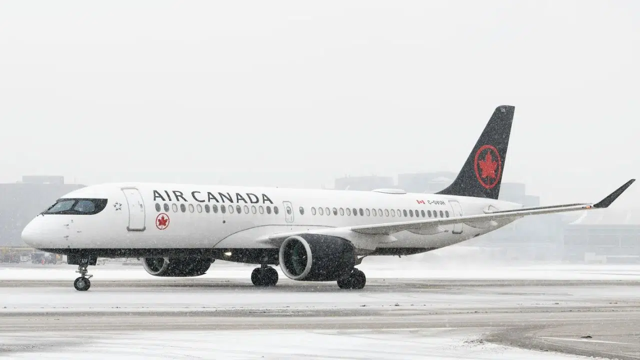 Airbus Air Canada renforce sa flotte avec cinq nouveaux A220-300 Airbus Air Canada renforce sa flotte avec cinq nouveaux A220-300