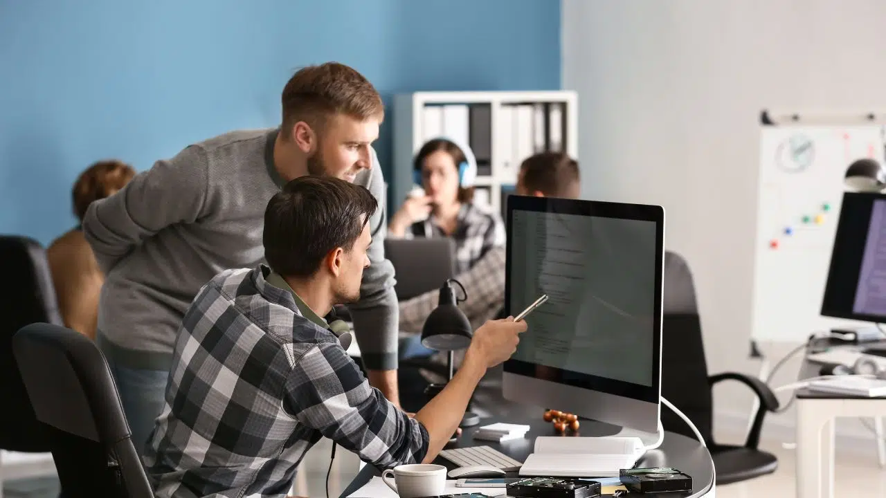 Les 10 tendances qui vont radicalement le monde du travail en 2025 selon le cabinet IWG Les 10 tendances qui vont radicalement le monde du travail en 2025 selon le cabinet IWG