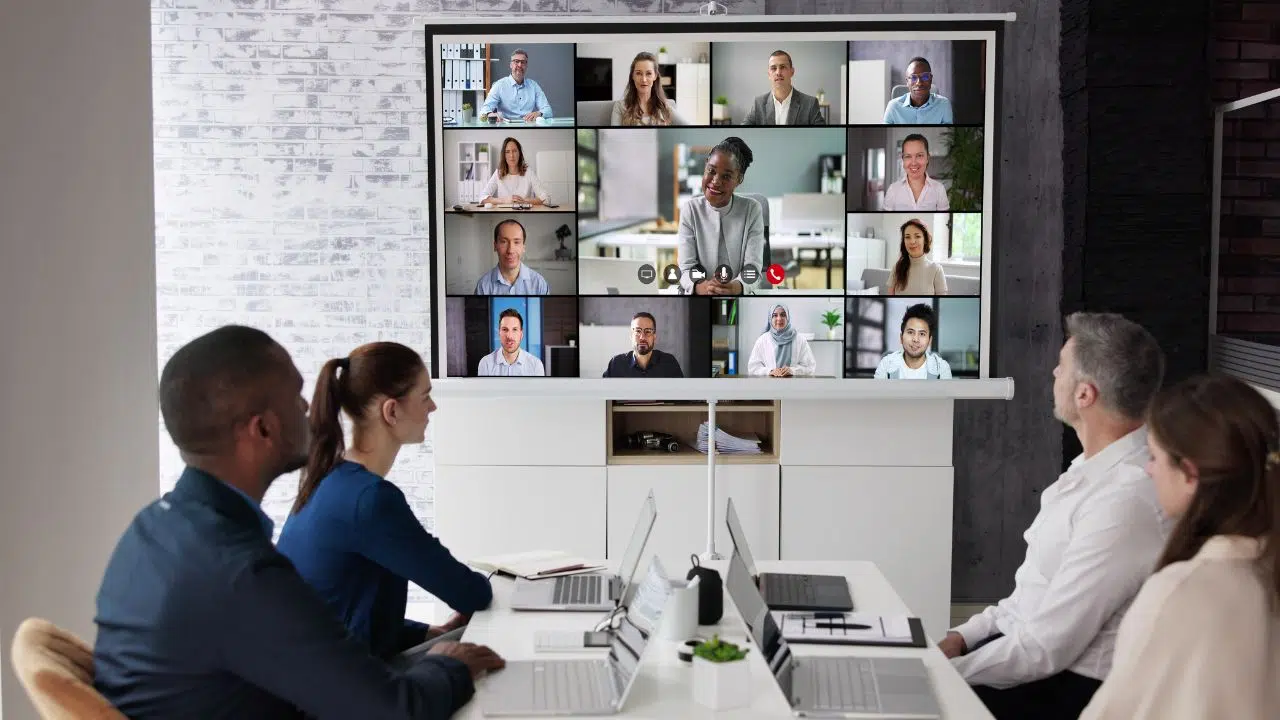 Nouvelles règles fiscales (casse tête dès le 1er janvier 2025) les événements virtuels sous le feu des projecteurs dès 2025 Nouvelles règles fiscales (casse tête dès le 1er janvier 2025) les événements virtuels sous le feu des projecteurs dès 2025