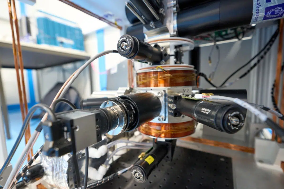 La France est plus connectée que jamais au plus grand centre de recherche nucléaire d'Europe pour des expériences inédites sur l’antimatière