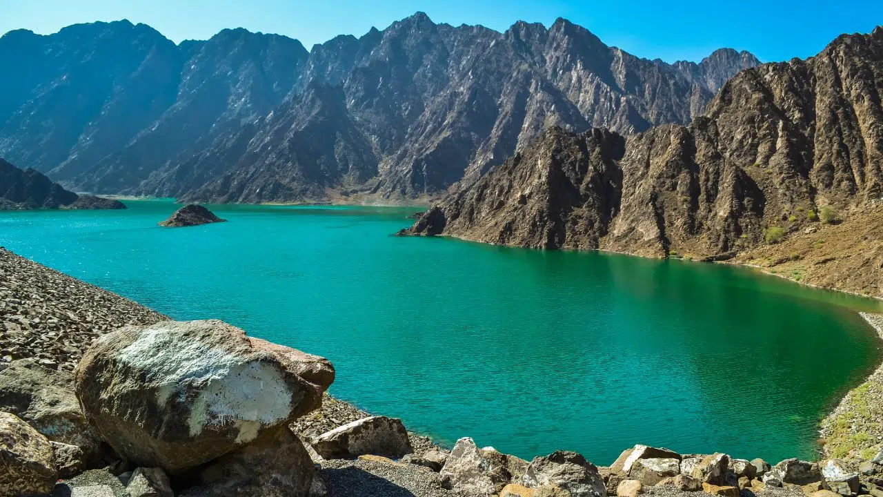 Pourquoi les lacs du monde entier deviennent-ils verts Explications d’une étude choc Pourquoi les lacs du monde entier deviennent-ils verts Explications d’une étude choc