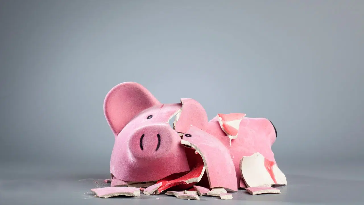 Situation préoccupante plus d'un adolescent français sur dix a déjà contracté une dettev