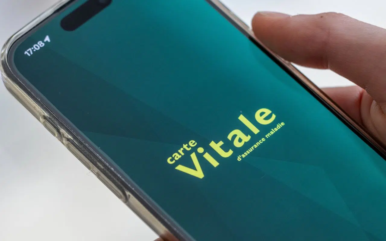 Carte Vitale sur smartphone ce qui change vraiment pour vous dès 2025 Carte Vitale sur smartphone ce qui change vraiment pour vous dès 2025