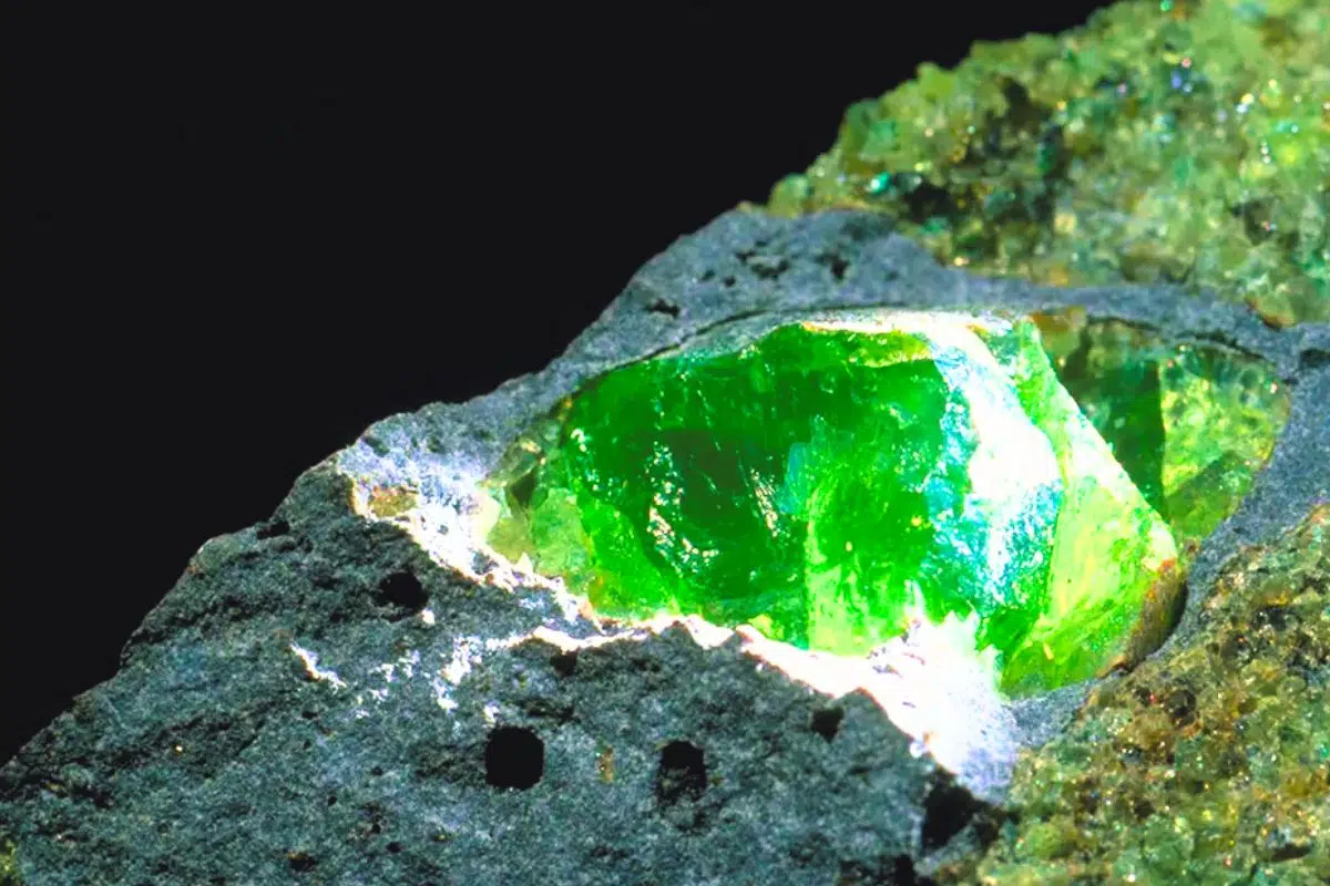 Oubliez la nature et sa lenteur ! Cette technique permet d'absorber 1000 fois plus vite le CO2 en utilisant les 400 millions de tonnes de sable jetés chaque année Oubliez la nature et sa lenteur ! Cette technique permet d'absorber 1000 fois plus vite le CO2 en utilisant les 400 millions de tonnes de sable jetés chaque année