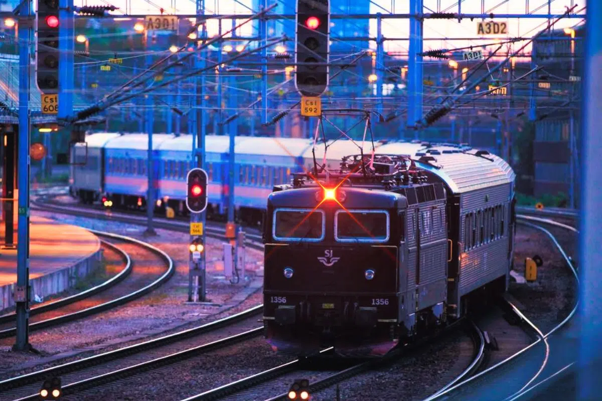 Deuxième bonne nouvelle pour le champion français du rail en Suède en 15 jours avec un contrat sur un axe vital du pays Deuxième bonne nouvelle pour le champion français du rail en Suède en 15 jours avec un contrat sur un axe vital du pays