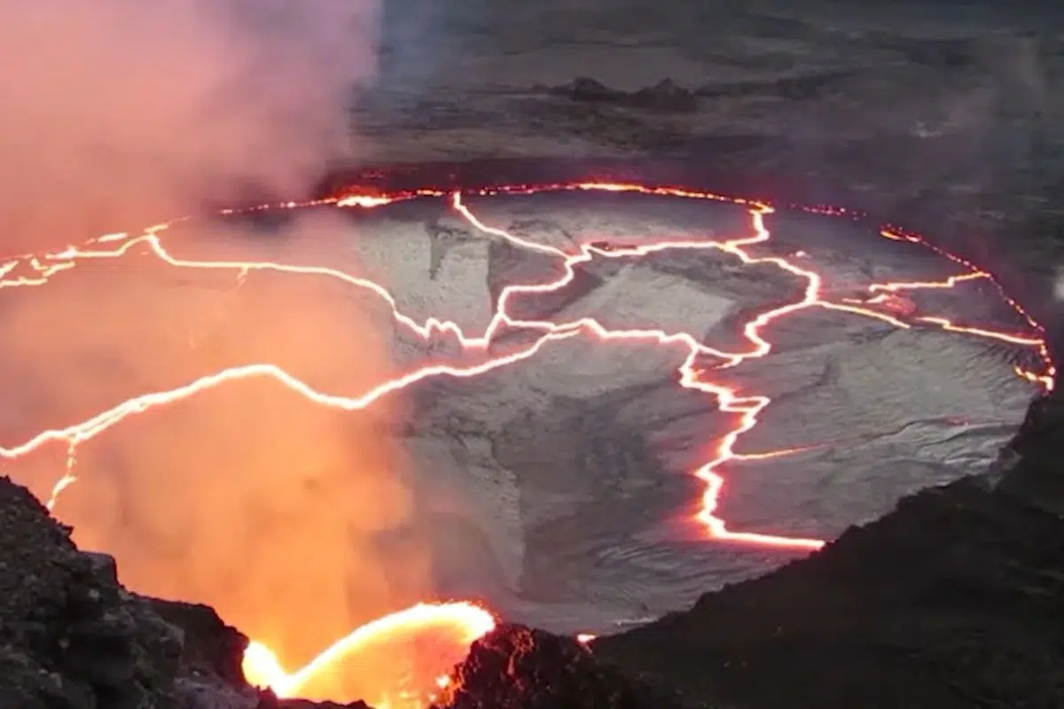 Ce volcan a stupéfait les scientifiques qui y ont découvert un nouveau type d'éruption qui nécessite d'être étudié pour éviter d'autres catastrophes