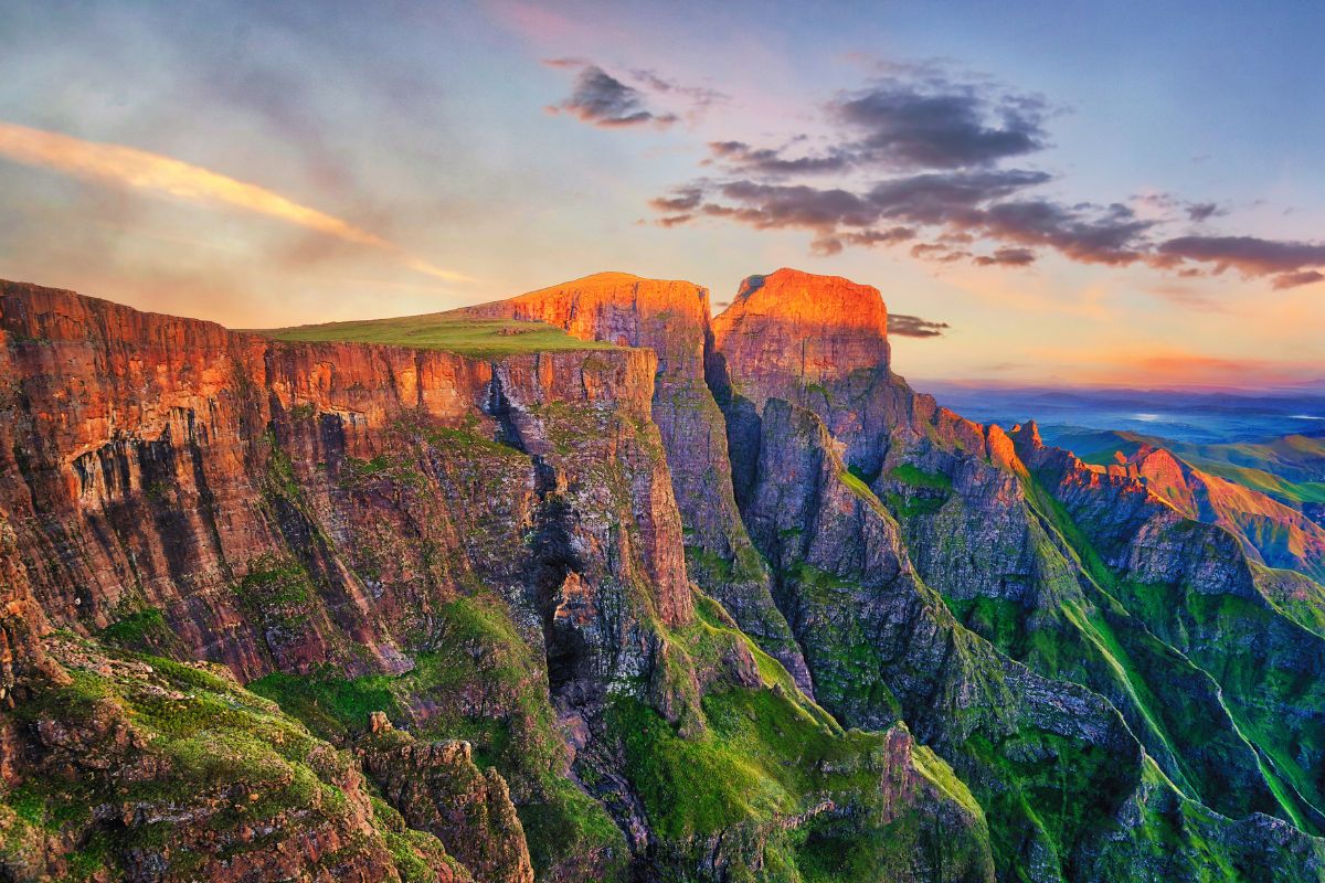 Ce pays d'Afrique a commencé à sortir de l’océan et pour une fois les scientifiques affirment que ce n'est pas dû à une activité tectonique Ce pays d'Afrique a commencé à sortir de l’océan et pour une fois les scientifiques affirment que ce n'est pas dû à une activité tectonique