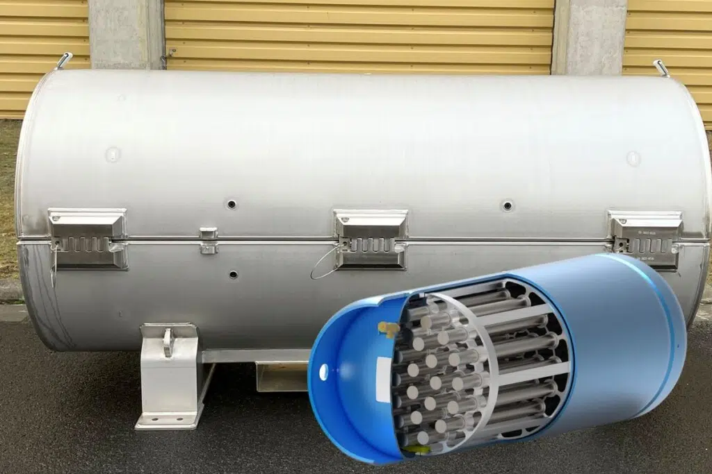 Cylindres 30B-10 d'Orano pour le transport de combustible LEU+.