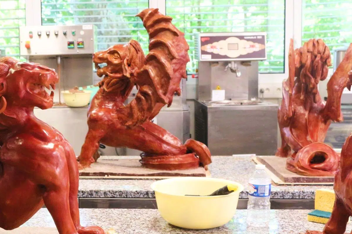 La gastronomie tricolore prête à éblouir le monde du chocolat avec ce nouveau centre dédié à Paris et ce chef passionné à sa tête La gastronomie tricolore prête à éblouir le monde du chocolat avec ce nouveau centre dédié à Paris et ce chef passionné à sa tête